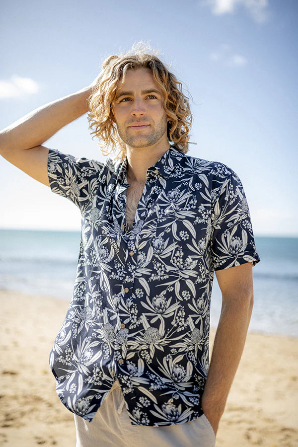 Men's Natives Short Sleeve Shirt Mens Tops Peggy and Finn S