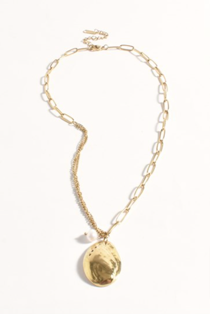 Metal Pod Mini Pearl Pendant Necklace Gold/Cream - Global Free Style