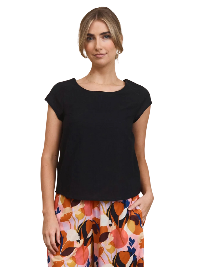 Remi Top Black Tops MahaShe 6  