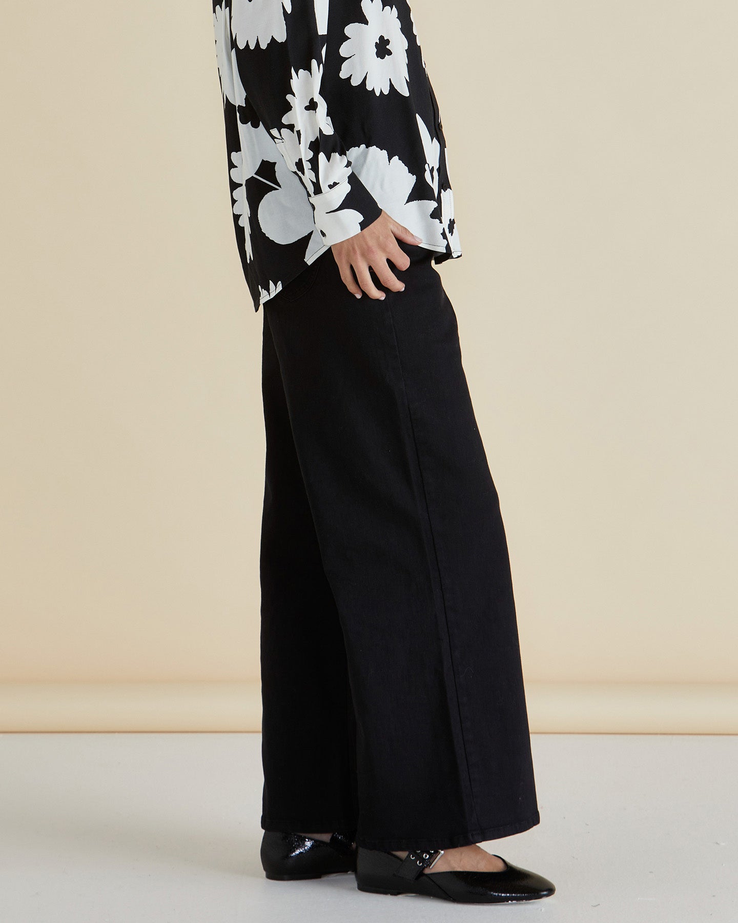 Wilma Wide Leg Jean - Black Bottoms Betty Basics