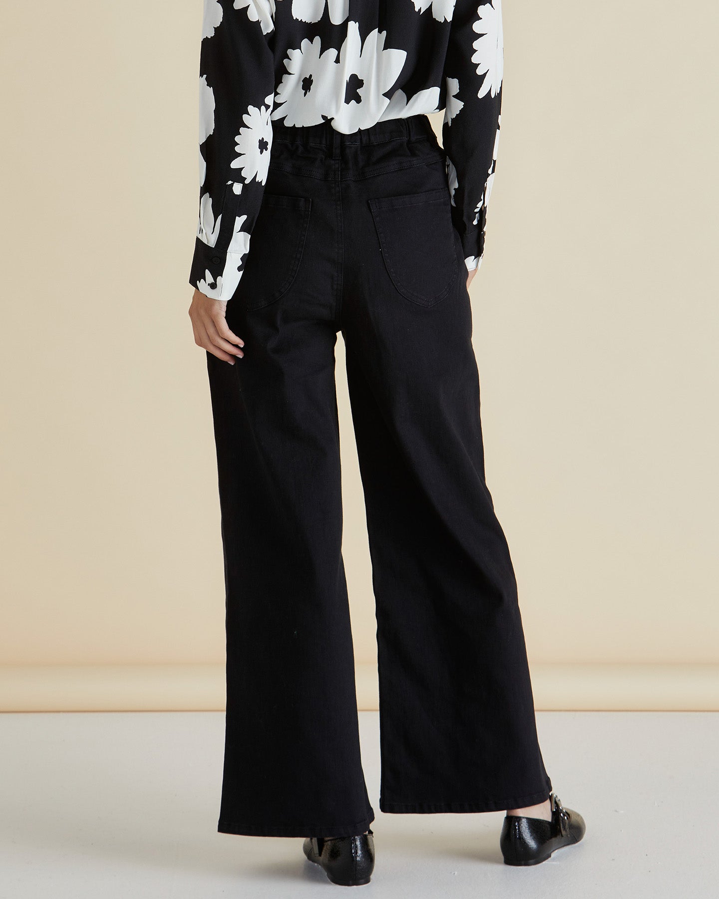 Wilma Wide Leg Jean - Black Bottoms Betty Basics