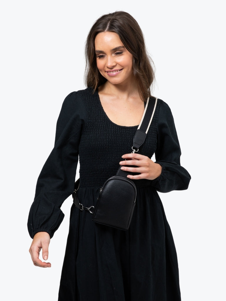 Holiday East End Bag Black Bags and Purses Holiday Trading