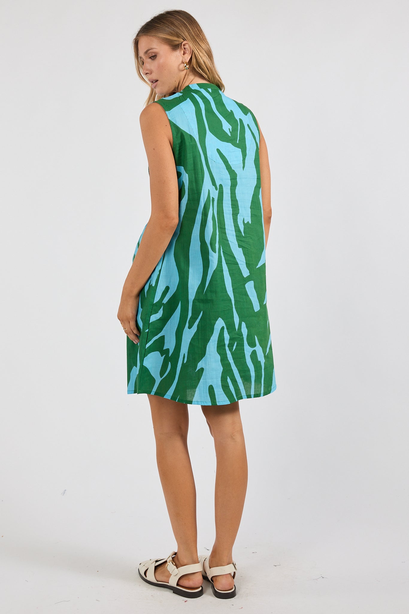 Zephyr Slvless Dress Sea Dresses Ibisa