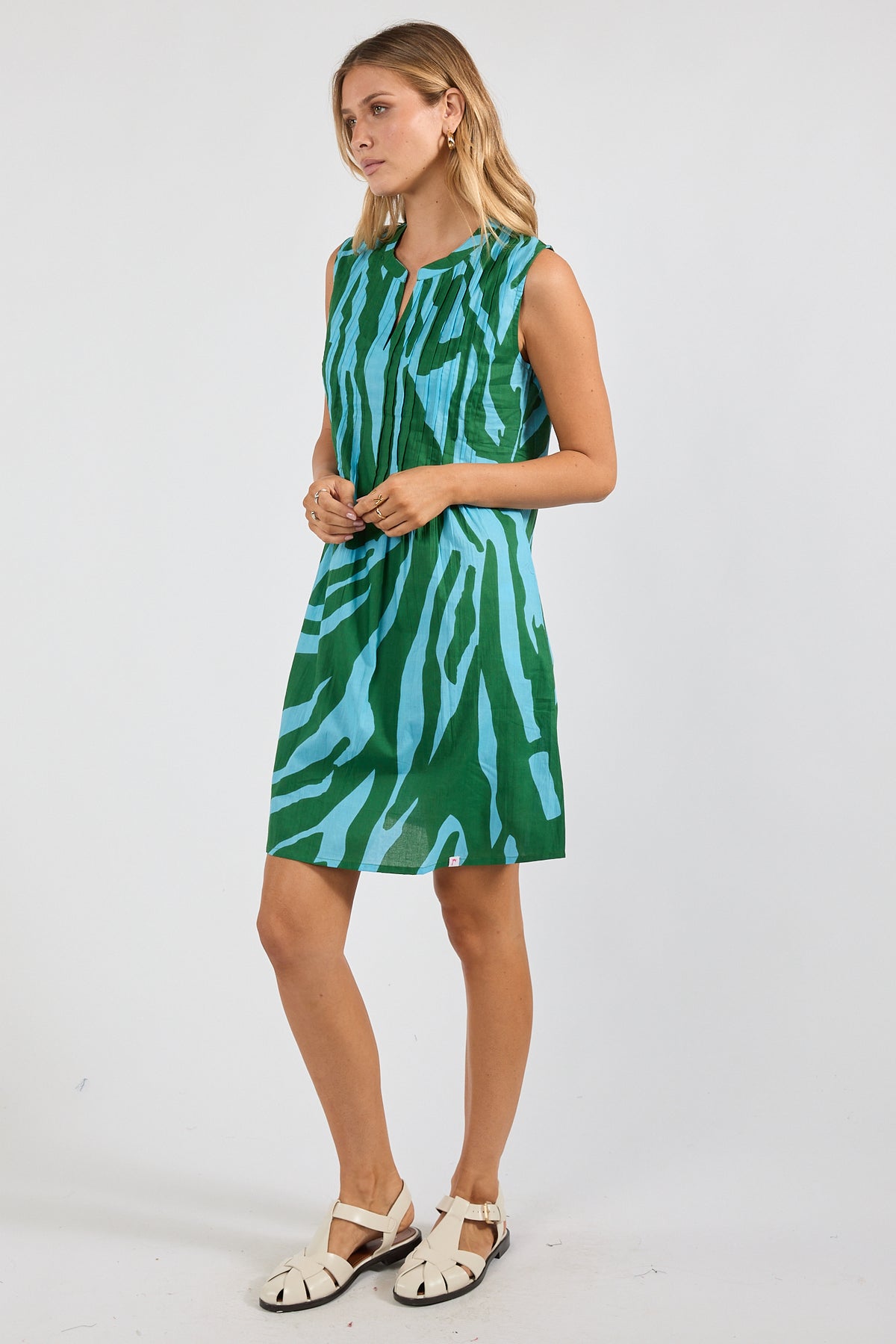 Zephyr Slvless Dress Sea Dresses Ibisa