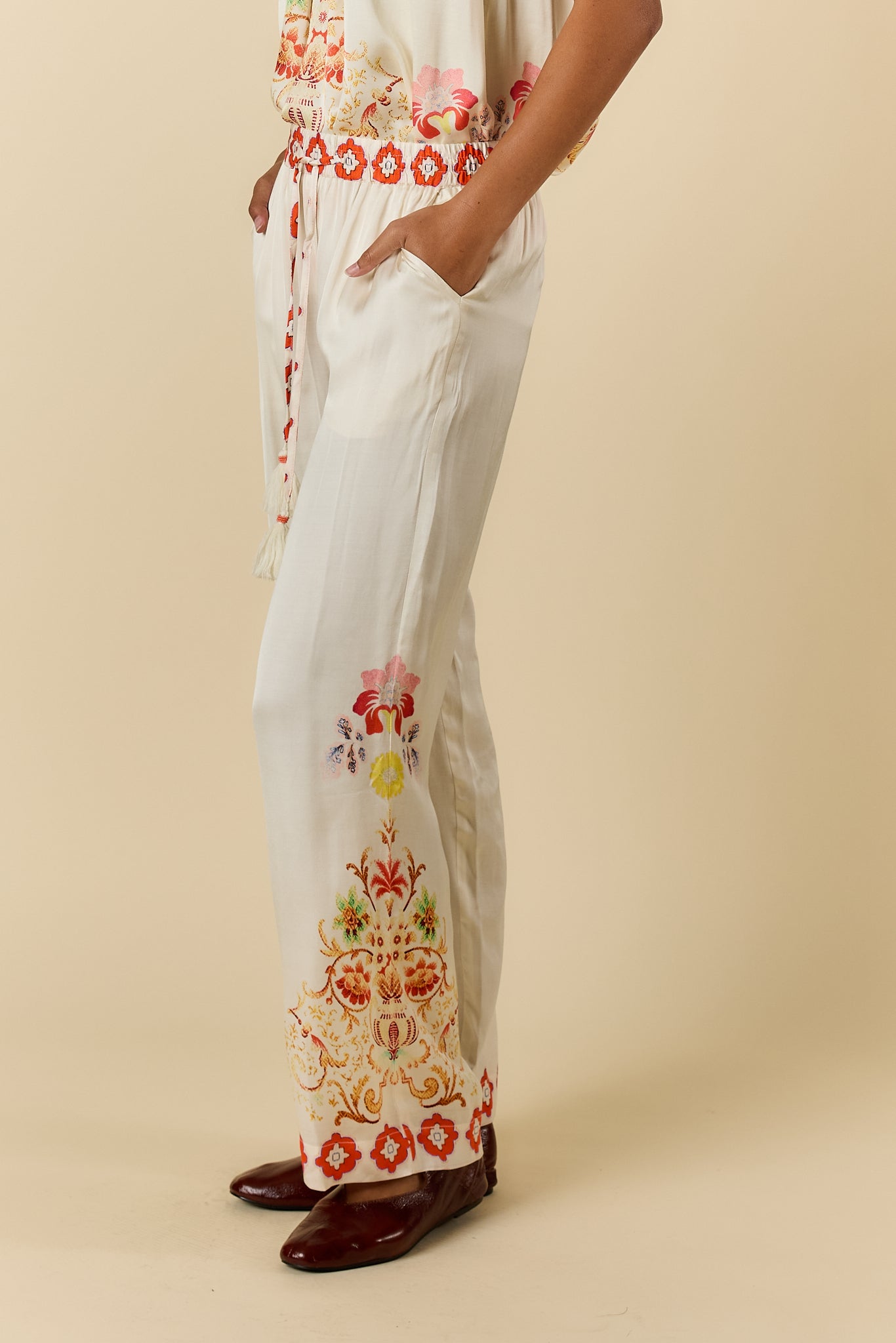 Gazte Pant Cream Bottoms Ruby Yaya