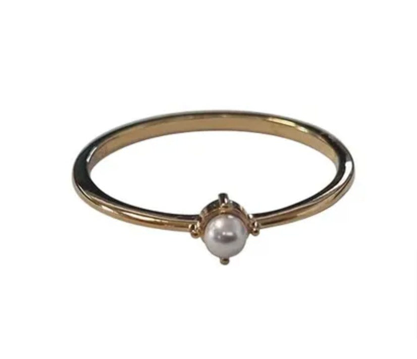 Fabienne Single Pearl Ring Gold Cream - Global Free Style
