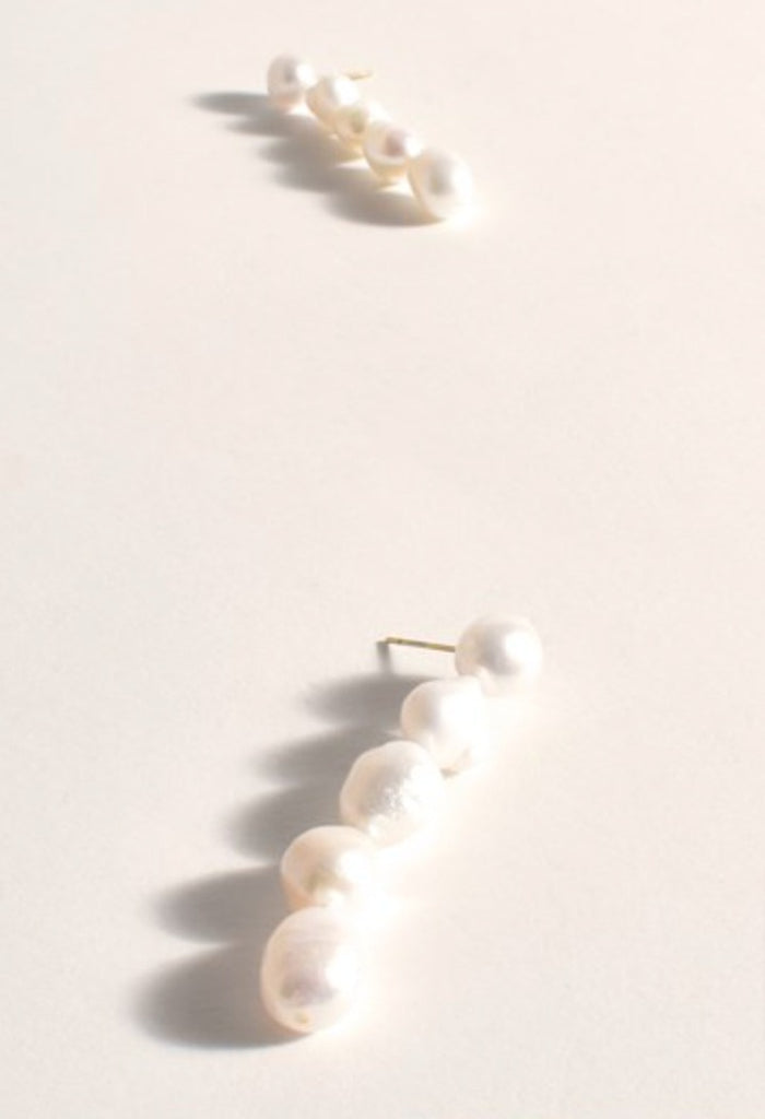 Five Drop Freshwater Pearl Earrings Cream/Gold - Global Free Style