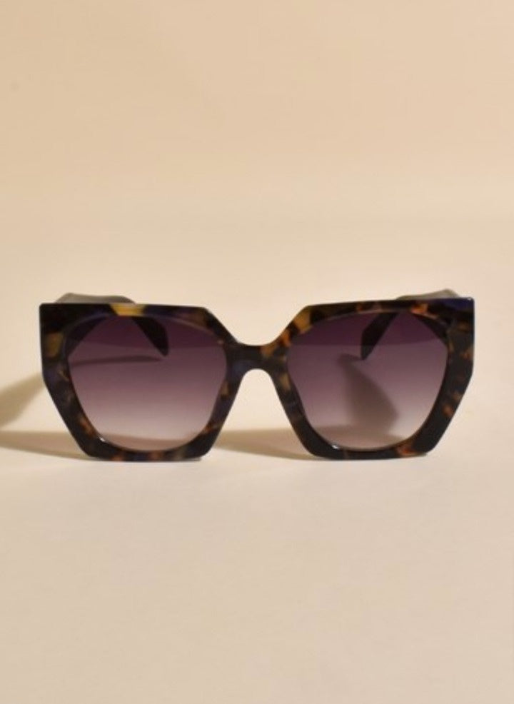 Adorne Huntington Sunglasses Tortoise - Global Free Style