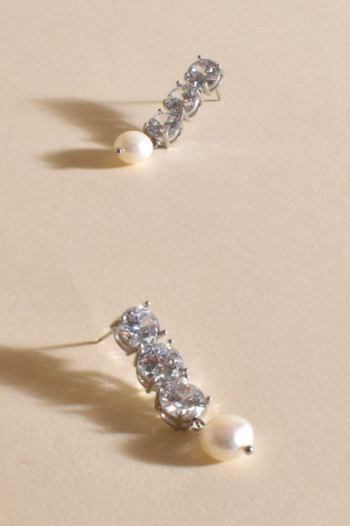 Madonna Pearl Jewel Drop Earrings Crystal/Silver - Global Free Style