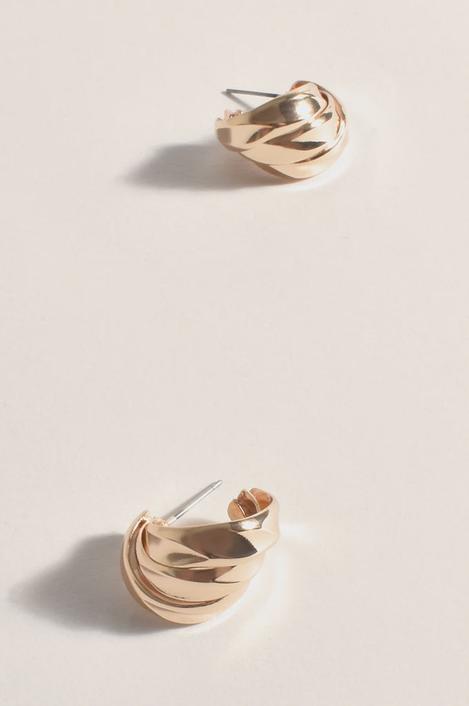 Curved Tri Shape Mini Hoops Gold - Global Free Style
