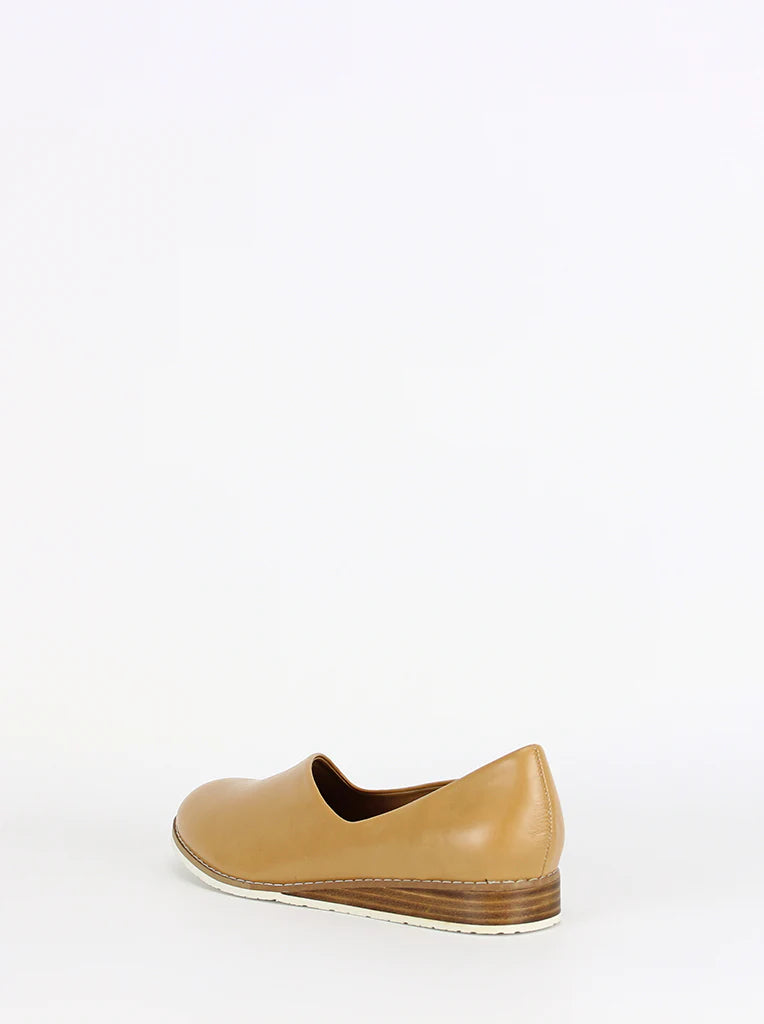 Step on Air Bunty Shoes Camel - Global Free Style