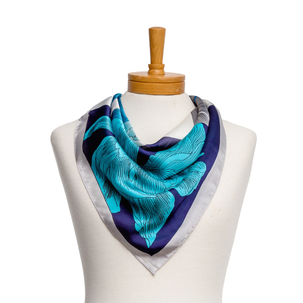 Taylor Hill Blue Flower Art Print Scarf - Global Free Style
