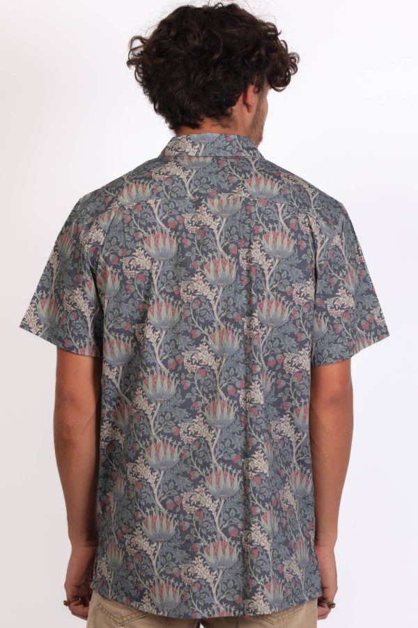Skumi Mens Protea Shirt - Global Free Style