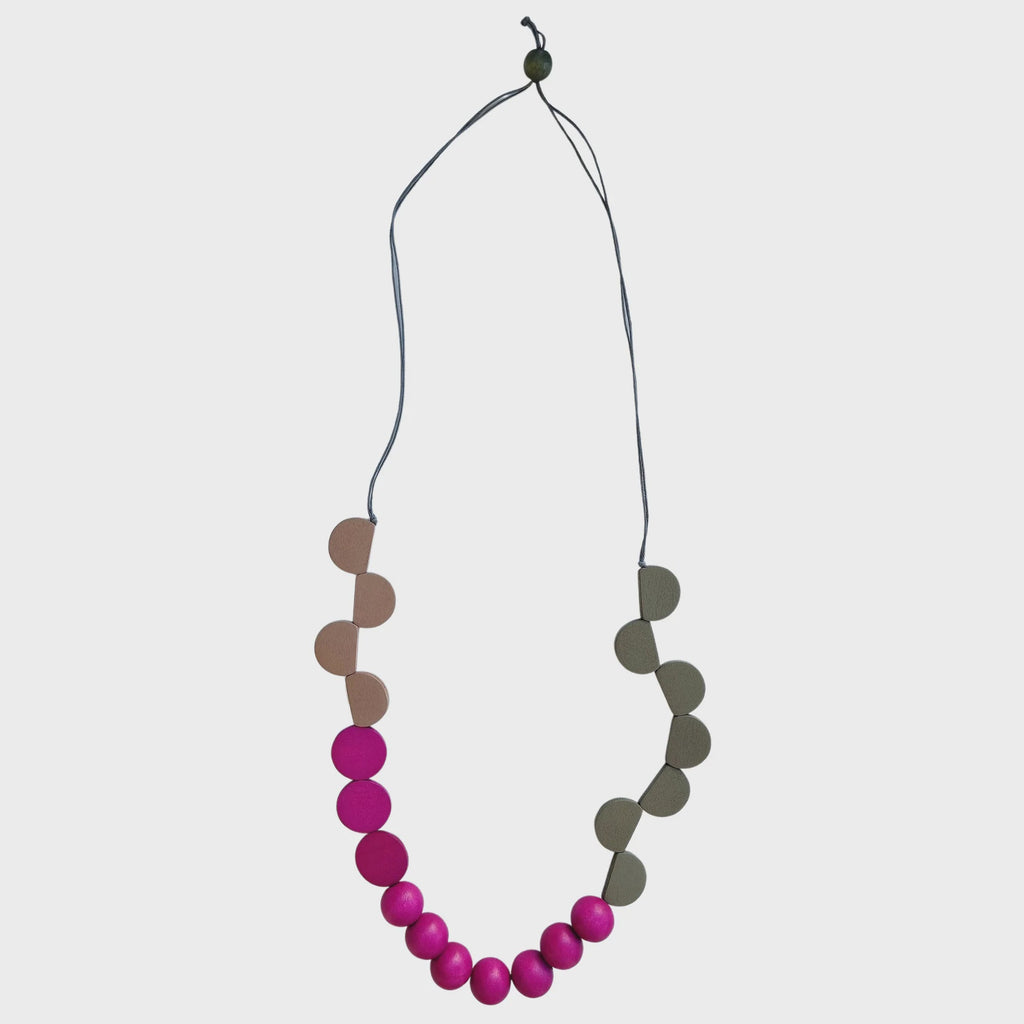 Susannah Necklace Pink - Global Free Style